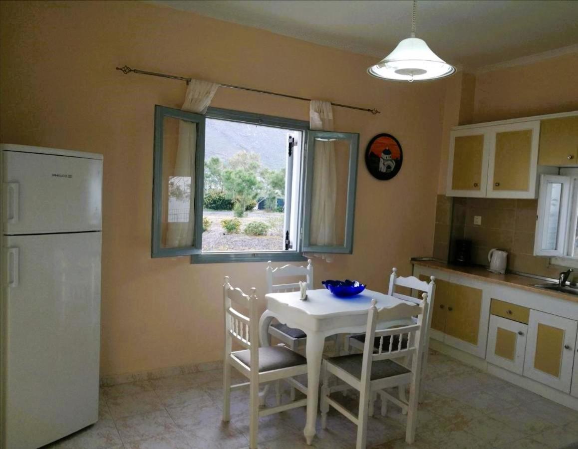 Hilltop Serenity Villa Imerovigli  Bagian luar foto